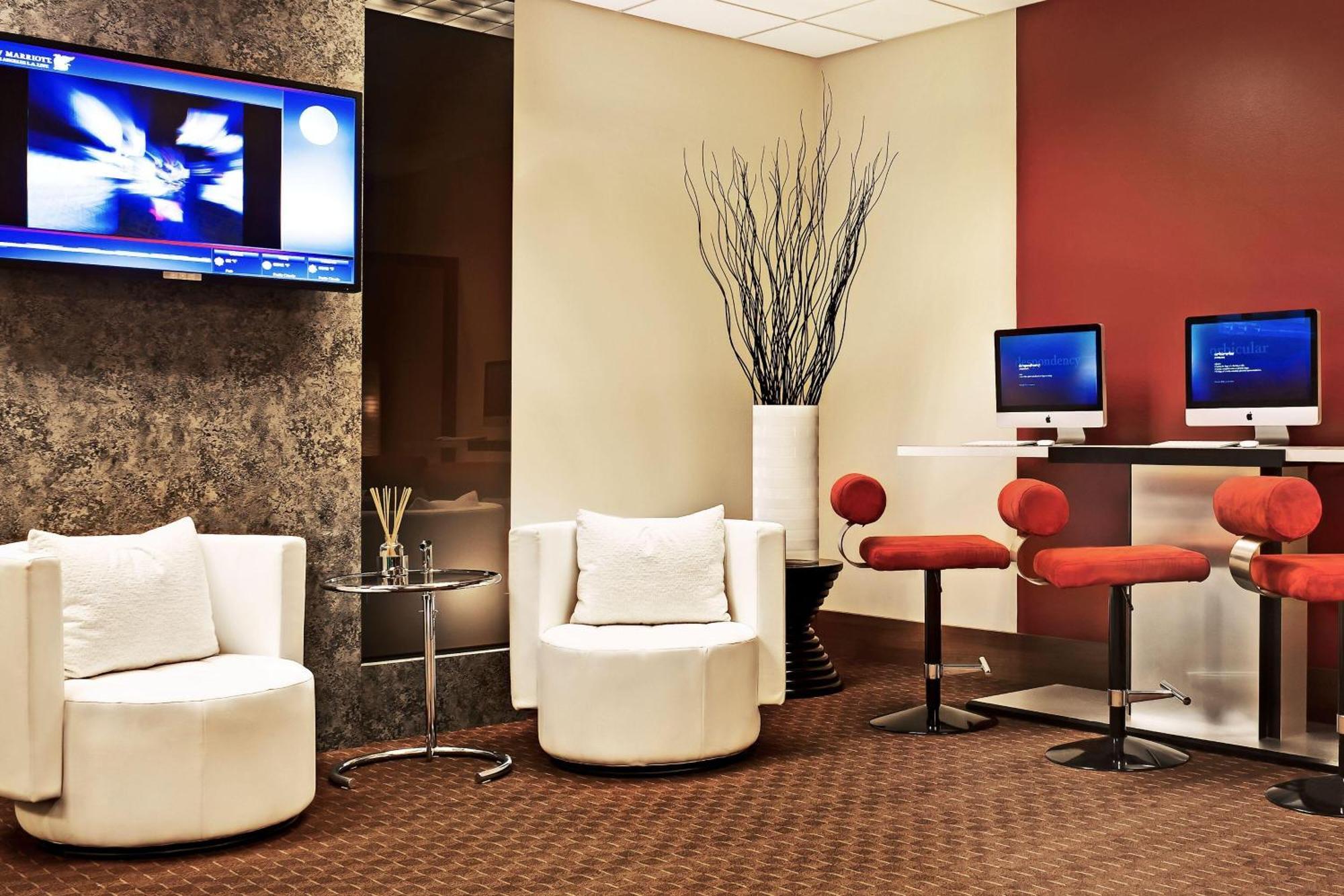 Hotel Jw Marriott Angeles L.a. Live 4*
